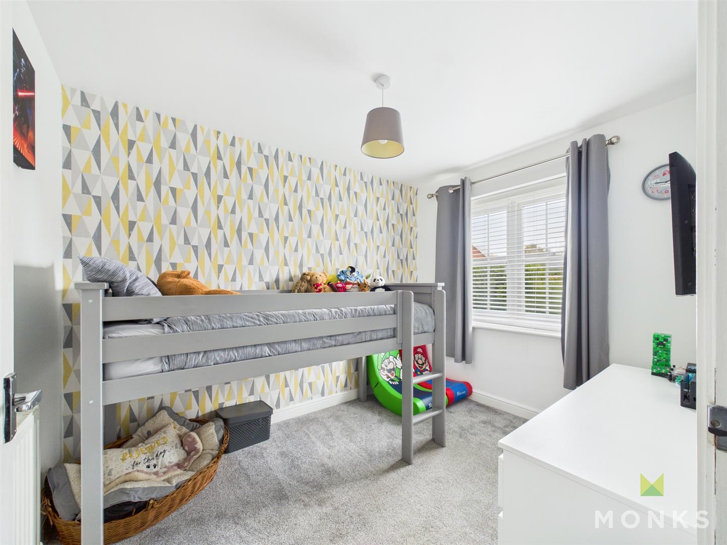 2 Barber Close, Oswestry, SY11 2UE For Sale